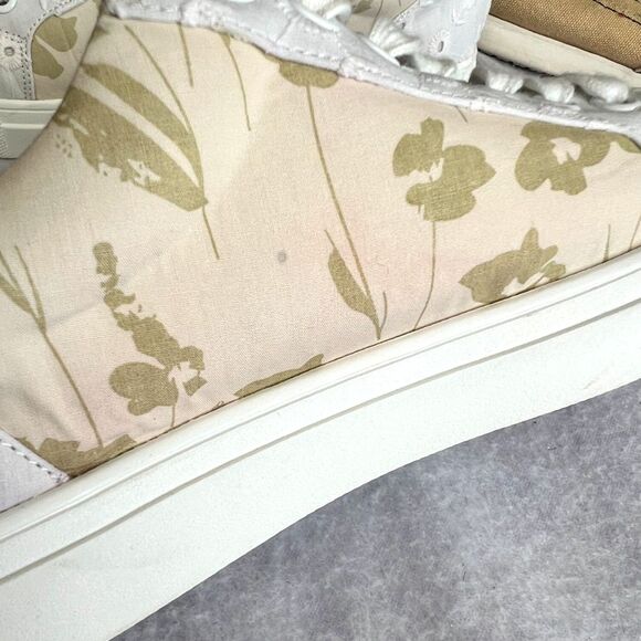 By Anthropologie Camelia Lace Up Sneakers Size 9 Floral Camo Canvas Eyelet - Picture 10 of 10